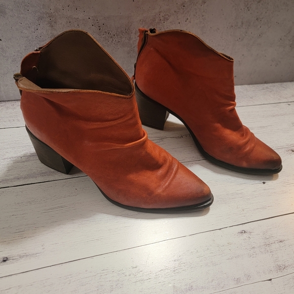 Kanna, Heeled Bootie, Orange/Red, Size 40(8/12-9) - Picture 1 of 7